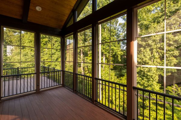 Cost of Enclosed Porch Construction in Valencia