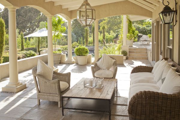 Patio Column Repair in Valencia