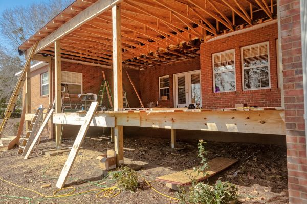 Porch Columns Installation in Valencia