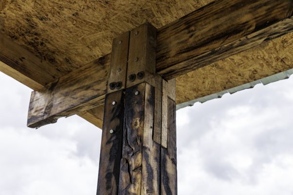 Deck Column Replacement in Valencia