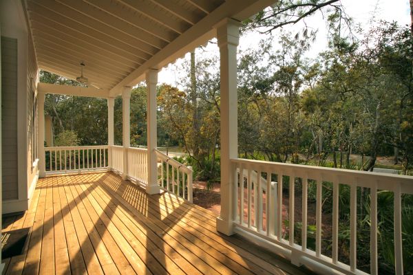 Cost of Veranda Deck Construction in Valencia