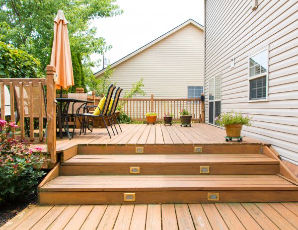 Cost of Wooden Patio Installation in Valencia